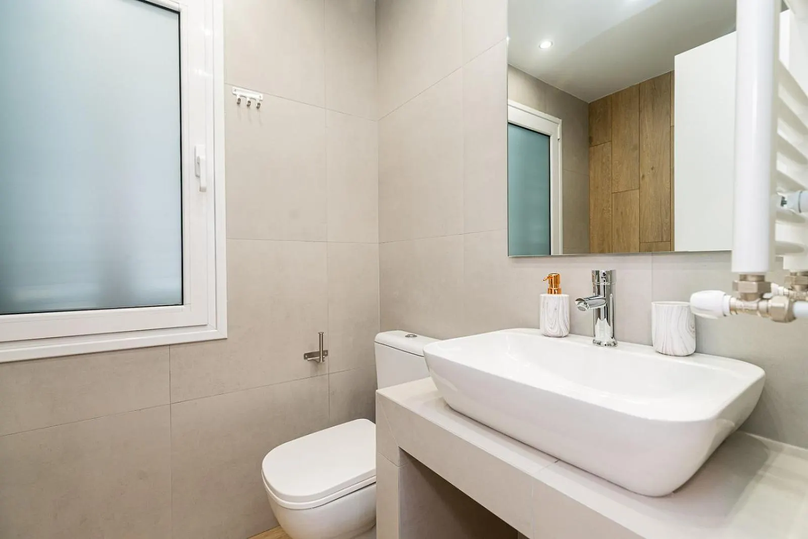 Modern 3 Bedroom Luxury Apartment Thessaloníki